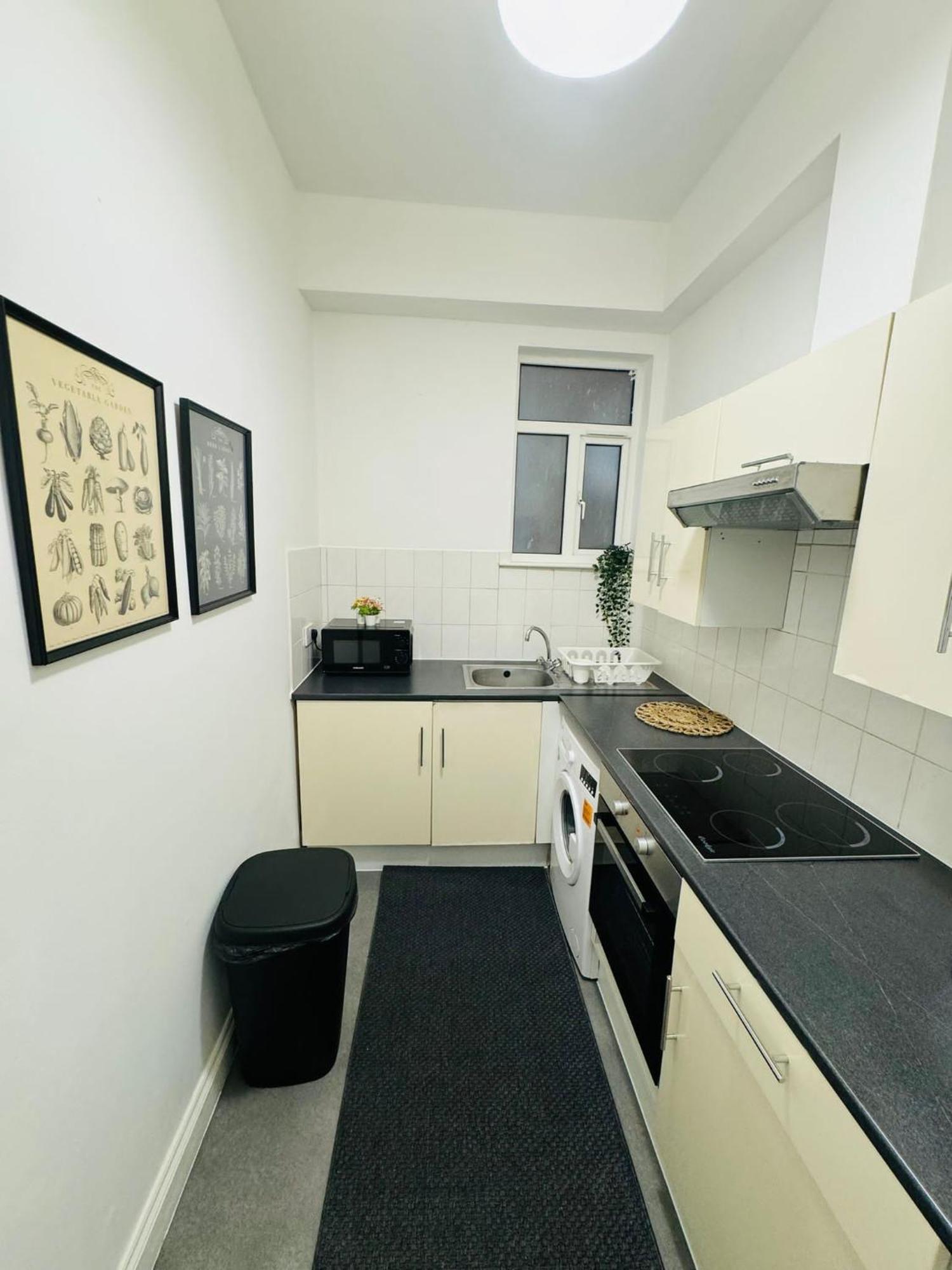 Jubilee Rooms 15 Minutes Central Лондон Экстерьер фото