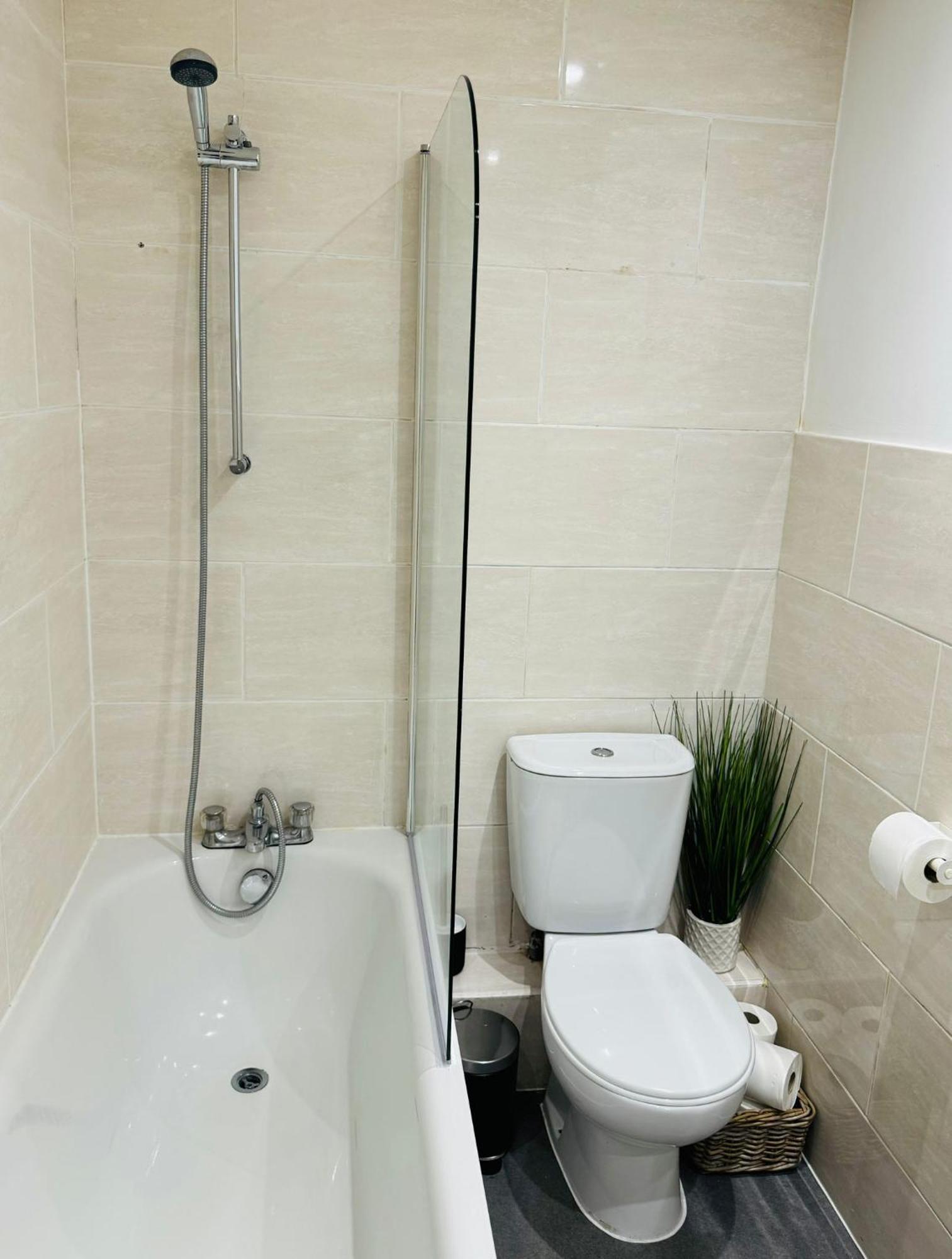 Jubilee Rooms 15 Minutes Central Лондон Экстерьер фото